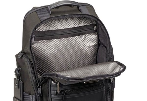 tumi backapck 232389 black